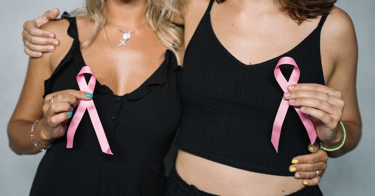 New Brazilian research reveals that a daily vitamin D supplement significantly improves breast cancer chemotherapy outcomes, boosting complete cancer disappearance rates from 24% to 43%.
