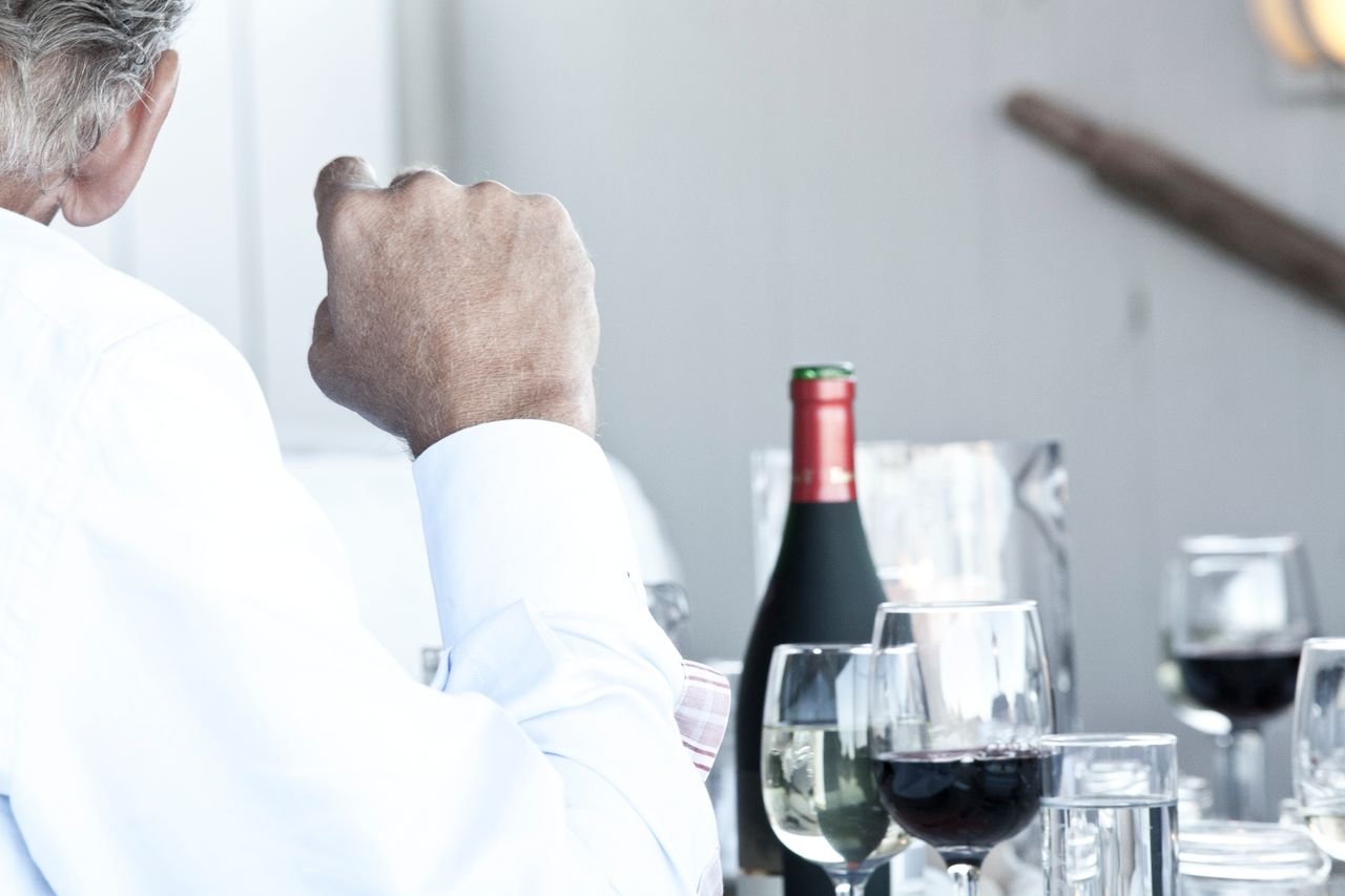 Discover how moderate wine consumption may slow biological ageing in men through polyphenols, and learn how neuroplasticity enables the brain to recover from long-term damage.