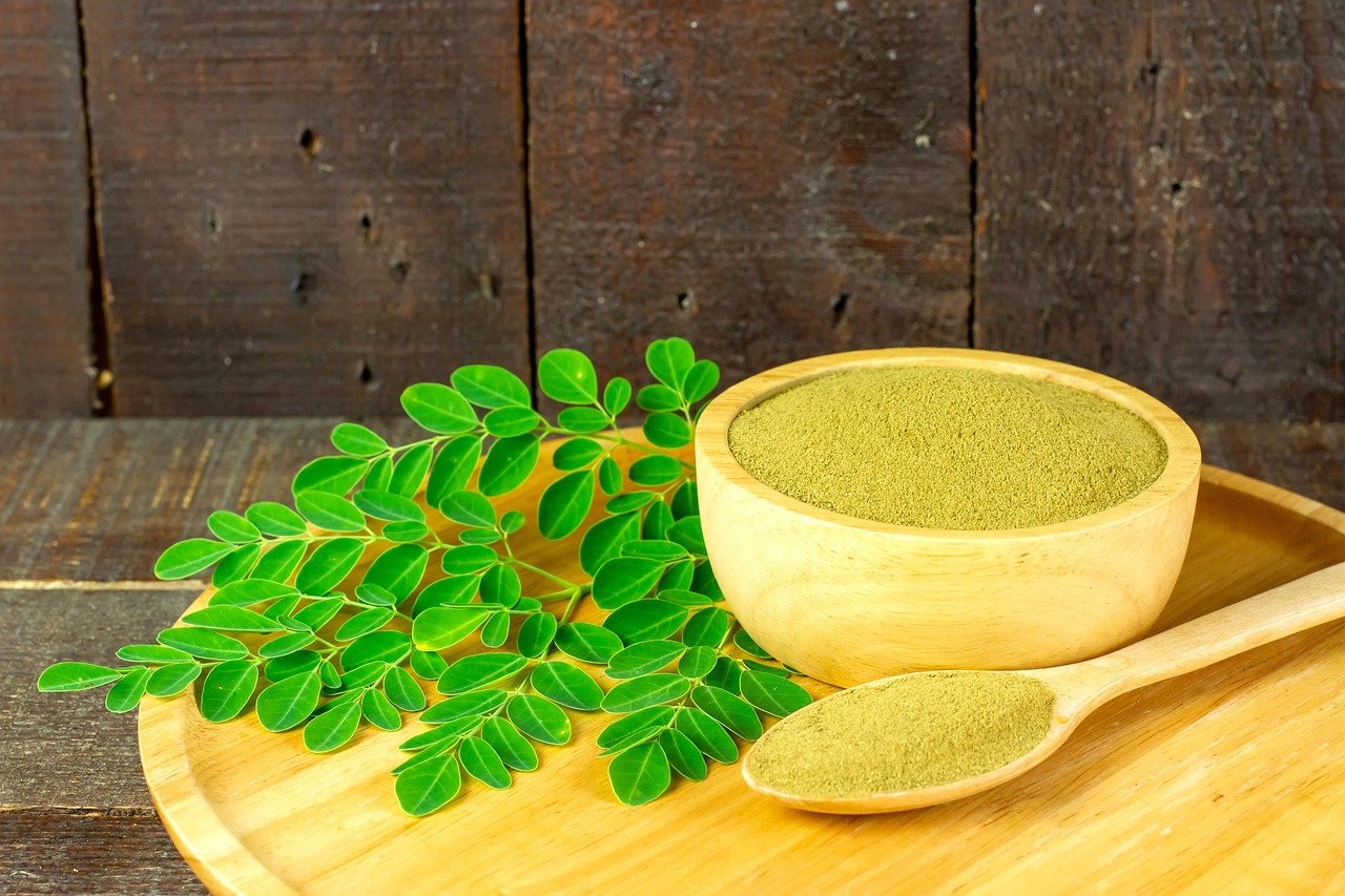 Moringa miracle tree leaves are packed with vitamin C, iron, and antioxidants. Discover 5 amazing benefits of chewing moringa leaves daily for immunity, heart, and digestion