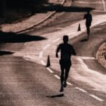New research shows that ith use of continuous glucose monitoring CGM devices people with type 1 diabetes can complete marathon safely